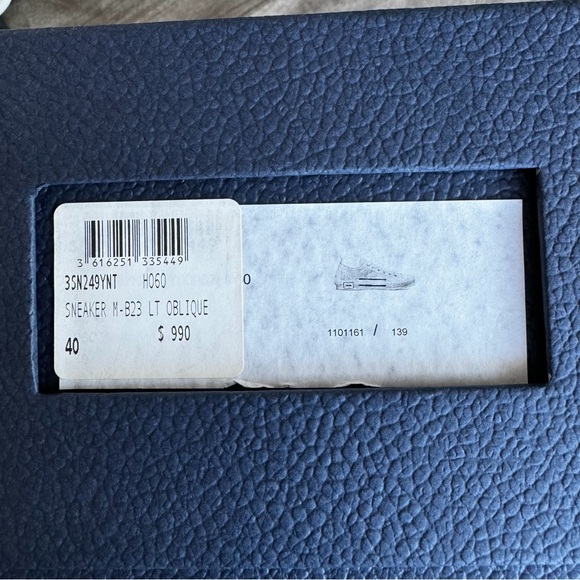 Dior Men’s White and Gray Sneakers - Picture 5 of 13